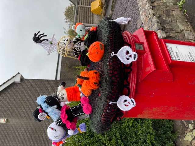 Wetley Rocks Post Box